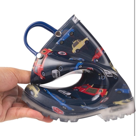 AUTOMOBILE CARS LIGHT UP RAIN BOOTS. WORN 3X. BRAND NEW CONDITION. - Picture 5 of 11